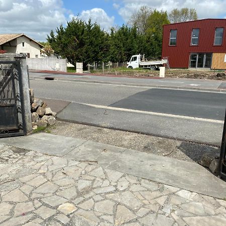 לינה וארוחת בוקר Maison Ok Riba Aeroport Merignac מראה חיצוני תמונה